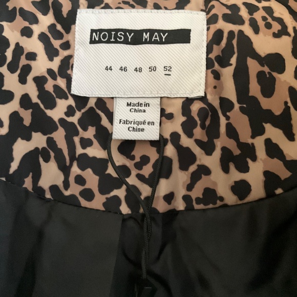 New Women’S Puffer Coat - Picture 6 of 7